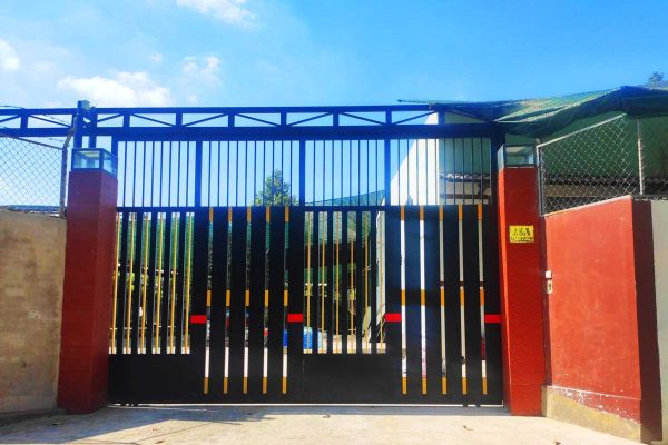 cổng chính 25A bãi giữ xe oto thủ đức ông huyện cổng chính 25A bãi giữ xe oto thủ đức ông huyện